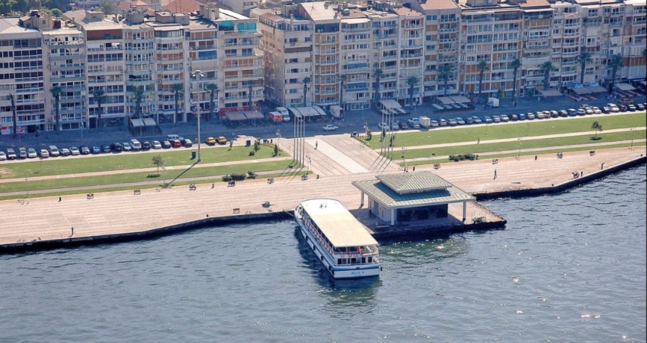 İzmir’de iskele atağı