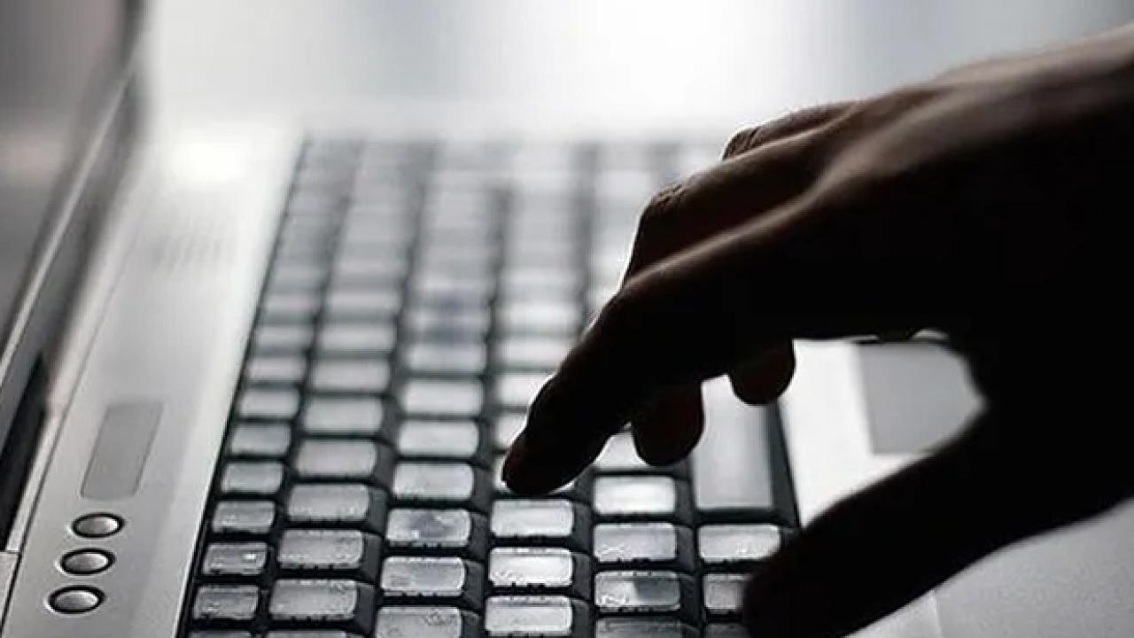 Bakanlık devrede: Yasa dışı faaliyet gösteren 15 hesaba erişim engeli!