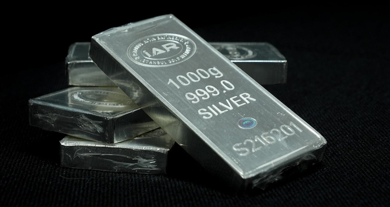 Gümüş değerini ikiye katladı; ilk kez 60 doları aştı!