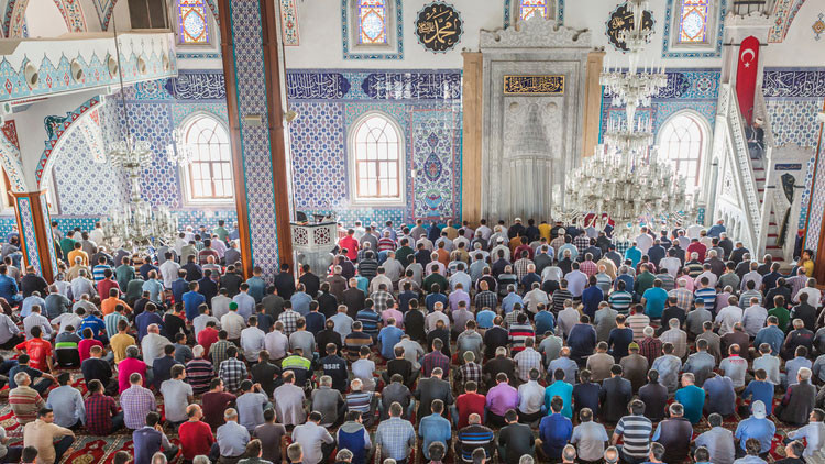 Cuma selasi ne zaman okunacak istanbul ankara izmirde sela saat kacta verilecek 10 temmuz 5raGaHS5