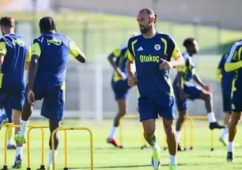 Fenerbahceden sakatlik aciklamasi 5 futbolcunun saglik durumu belli oldu ME2pf7MP