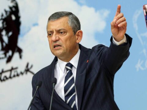 Ozel yeni parti karari oncesi secilmis organlarla bir araya gelecek yeni parti toplantilari ea8X6S3v